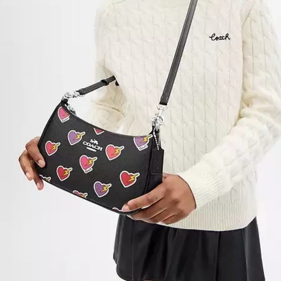 Coach Teri Shoulder Black Bag With Heart Bolt Print - Picture 6 of 11